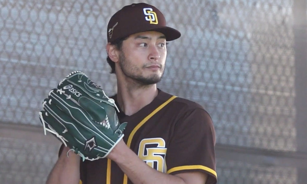 MLB Trade Rumors on X: Yu Darvish is already under contract through 2023,  but the #Padres have interest in a longer arrangement:    / X